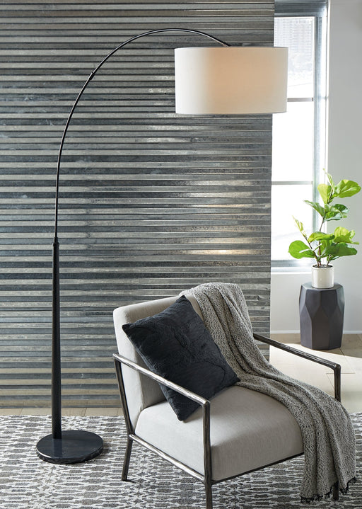 Veergate Metal Arc Lamp (1/CN) JR Furniture Storefurniture, home furniture, home decor