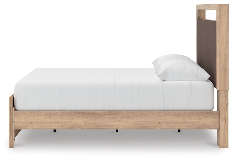 Kinlanni Queen Upholstered Platform Bed