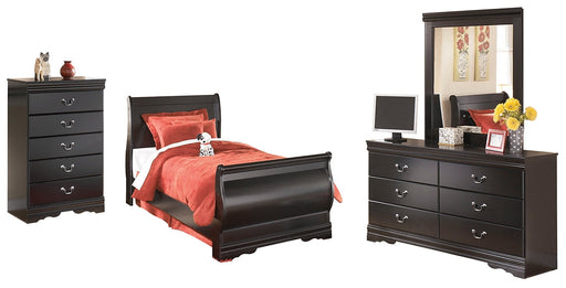 Huey Vineyard Full Sleigh Bed with Mirrored Dresser and Chest JR Furniture Store