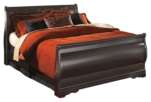 Huey Vineyard Queen Sleigh Bed with Mirrored Dresser, Chest and 2 Nightstands JR Furniture Store