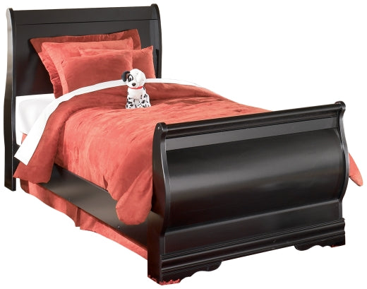Huey Vineyard Twin Sleigh Bed with Mirrored Dresser JR Furniture Store