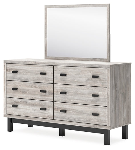 Vessalli Queen Panel Headboard with Mirrored Dresser and Nightstand